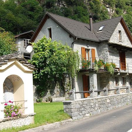 Casa Fontanella Villa Brione  Ngoại thất bức ảnh